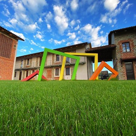 Le Cornici - Cascina Di Charme Otel Diano dʼAlba Dış mekan fotoğraf