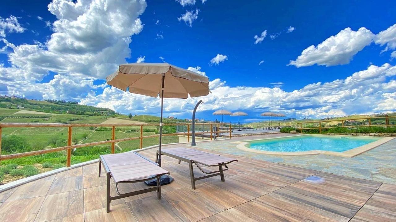 Le Cornici - Cascina Di Charme Otel Diano dʼAlba Dış mekan fotoğraf