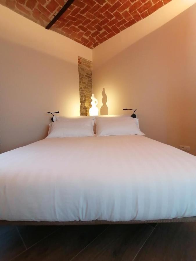 Le Cornici - Cascina Di Charme Otel Diano dʼAlba Dış mekan fotoğraf